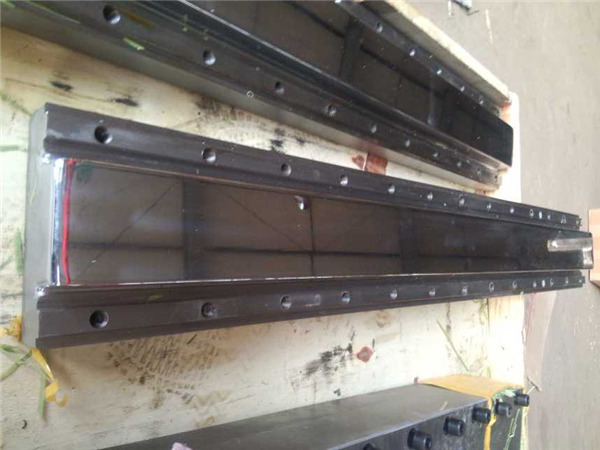 玻璃鋼拉擠模具